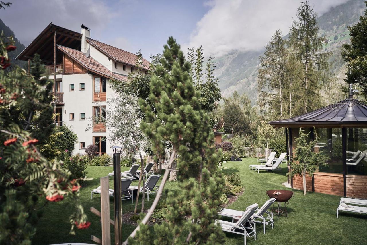 Goldene Rose Karthaus A Member Of Small Luxury Hotels Of The World Senales/Schnals Buitenkant foto